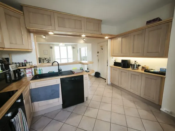 Appartement 4 pièces 89 m2 3 chambres Tours Nord