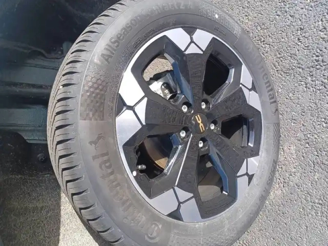 Dacia Bigster hybrid-g 150 4x4 — photo 32
