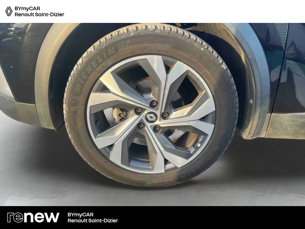 Renault Captur mild hybrid 160 EDC — photo 14