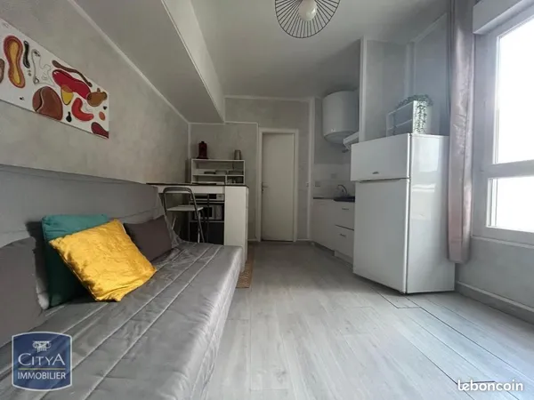 Studio 1 pièce 21 m²