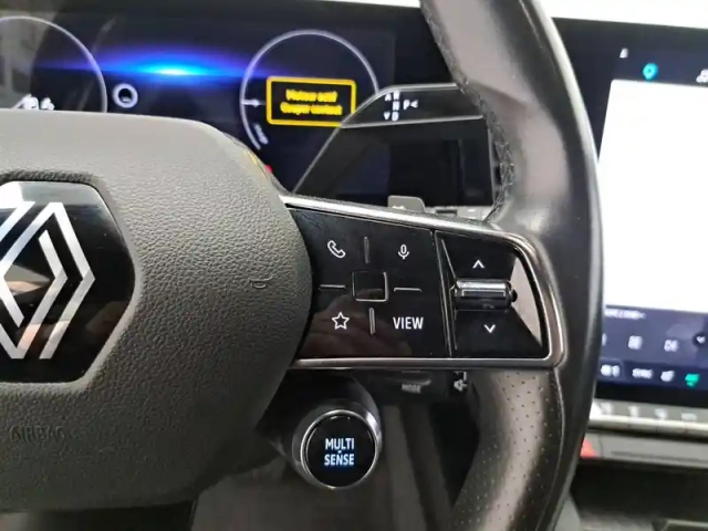 Renault Megane e-tech ev60 220 ch super charge — photo 32