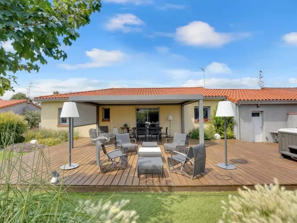MAISON DE PLAIN PIED SUPERBES PRESTATIONS
