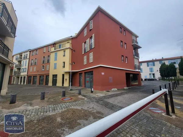 Stationnement Location Fréjus   148€