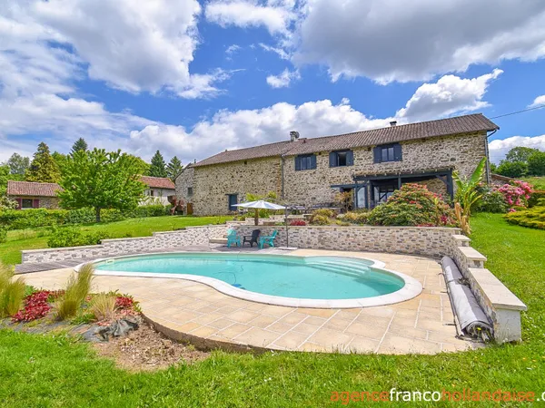 Grange rénovée sur la colline