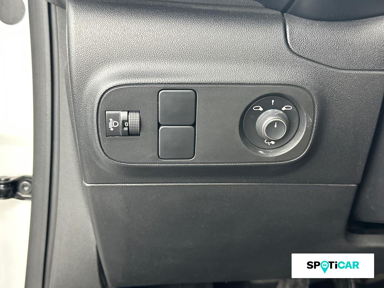 Citroën C3 1.2 puretech 83ch s&s shine — photo 18