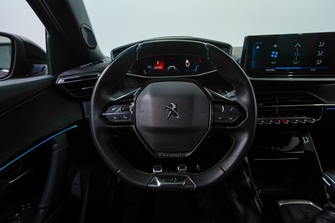 Peugeot 2008 — photo 17