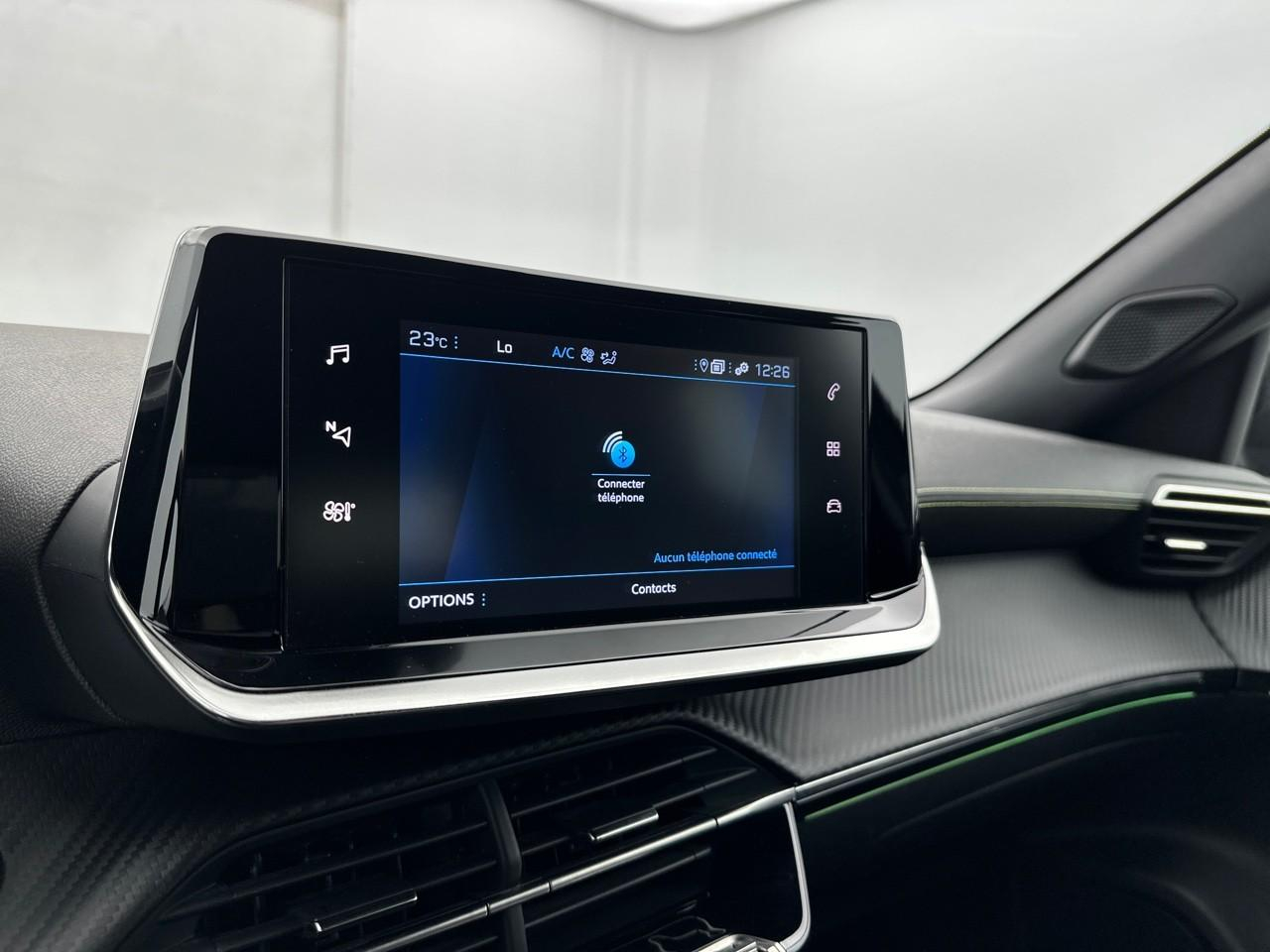 Peugeot 2008 puretech 130 s&s eat8 gt — photo 23