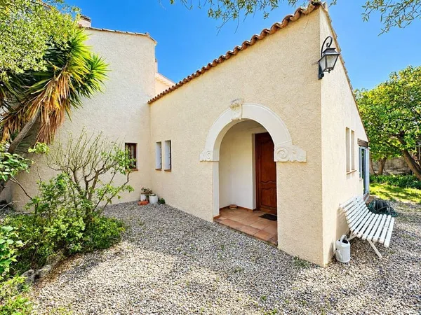 Villa 6 pièces 160 m²
