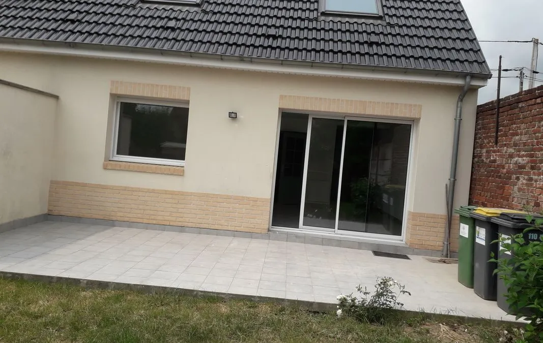 Photo 1