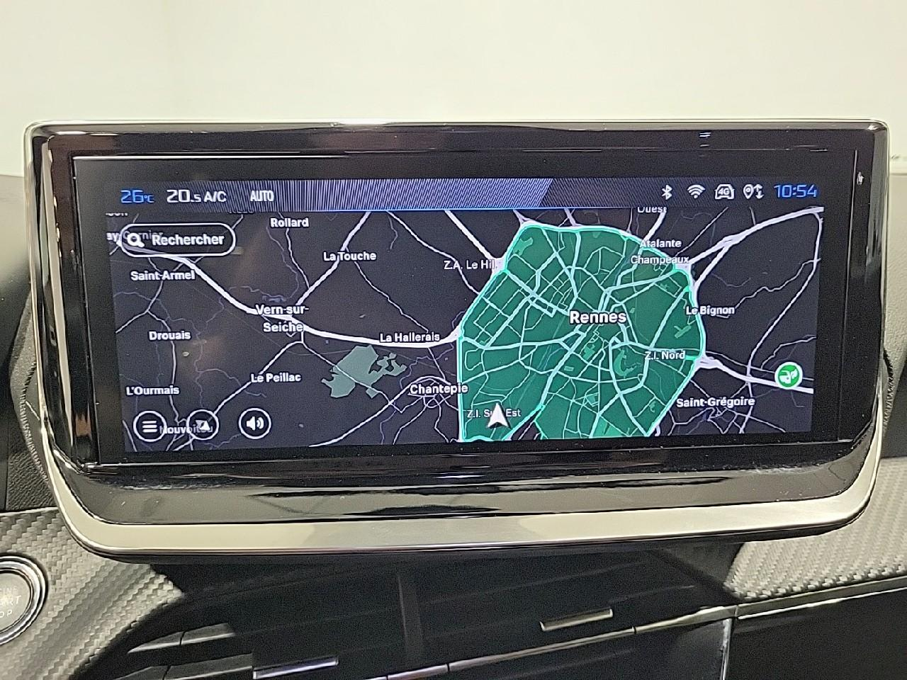 Peugeot 2008 hybrid 145 e-dcs6 allure — photo 11