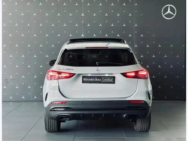 Mercedes Gla 250 e hybrid eq amg exclusive — photo 4