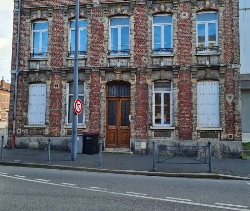 Photo 1