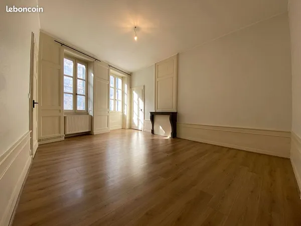 Appartement 2 pièces 77 m²