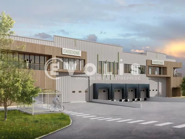 Local d'activité 631 m²