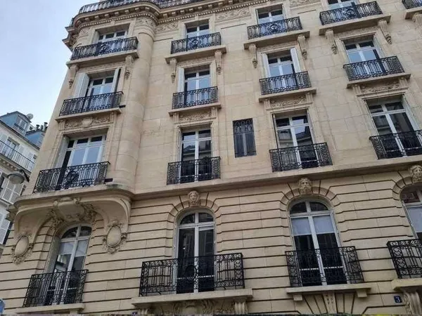 Bureaux 322 m²