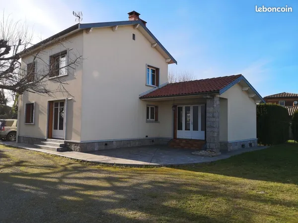 Tournefeuille Particulier vend Villa 7/8 pièces 140 m² + cave 30 m²+ dépendance extérieure 60 m² sur