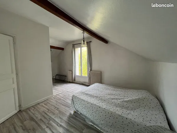 Location appartement Cachan propre RER
