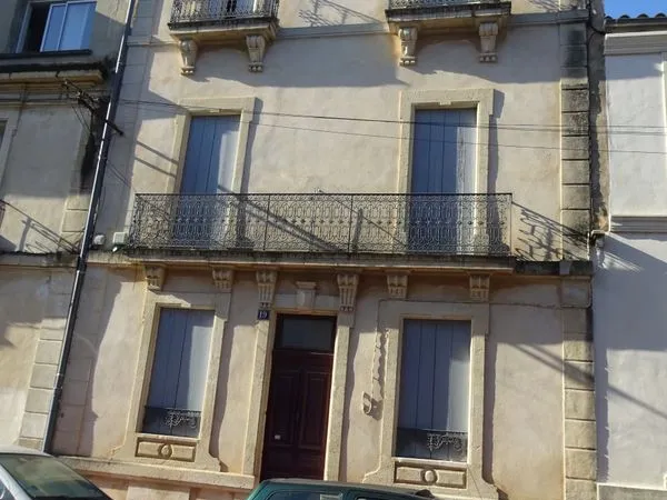 Maison a renover, 12 pièces,arceaux
