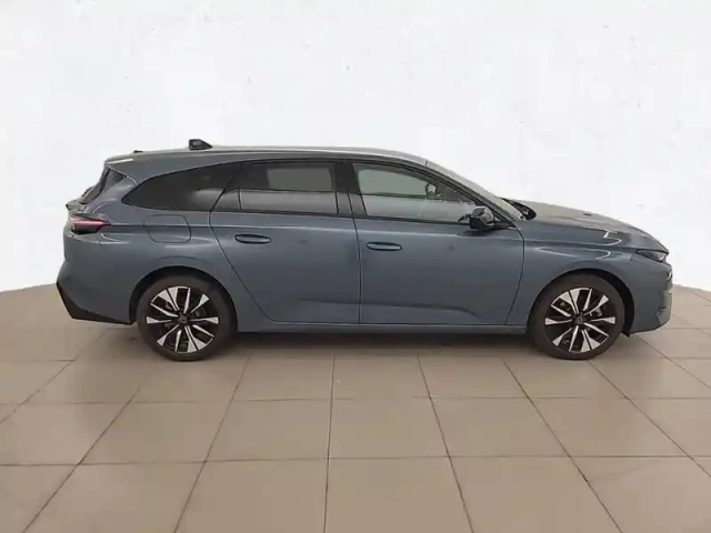 Peugeot 308 sw hybrid 145 e-dcs6 — photo 4