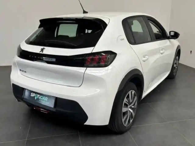 Peugeot 208 e- 136 like carplay — photo 6