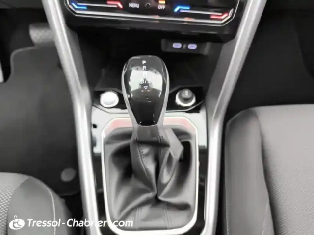 Volkswagen T-Roc 1.5 tsi evo2 150 start/stop dsg7 vw edition — photo 24