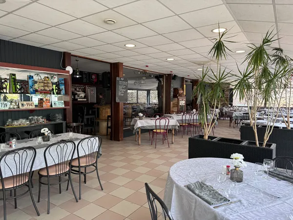 FONDS DE COMMERCE BAR - RESTAURANT AVEC LICENCE IV - TADEN (22100)