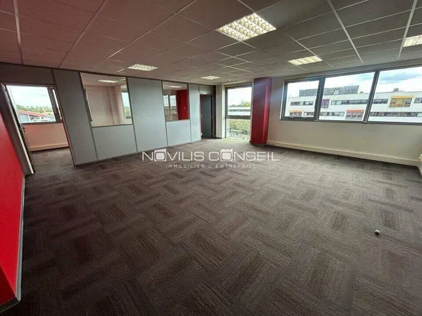 Bureau 103 m²