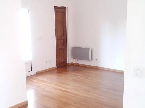 Appartement T2 - Parking et Box