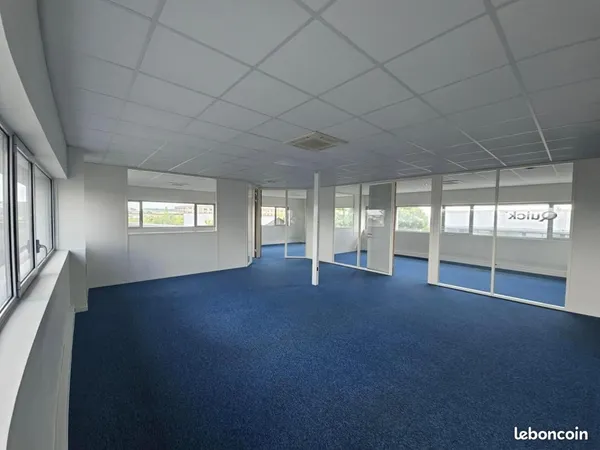 Bureaux 164 m²