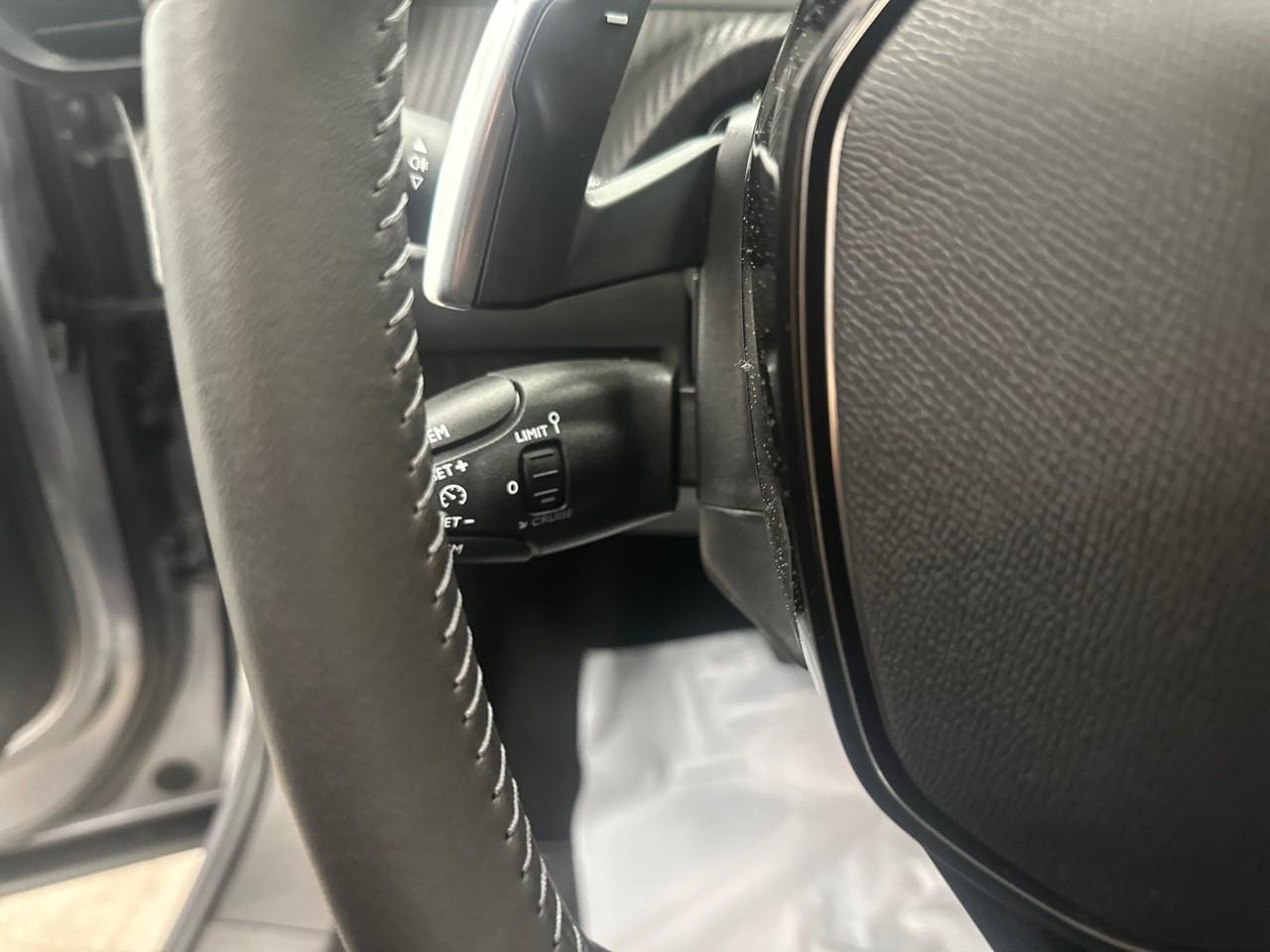 Peugeot 2008 hybrid 145 ch e-dcs6 style — photo 25