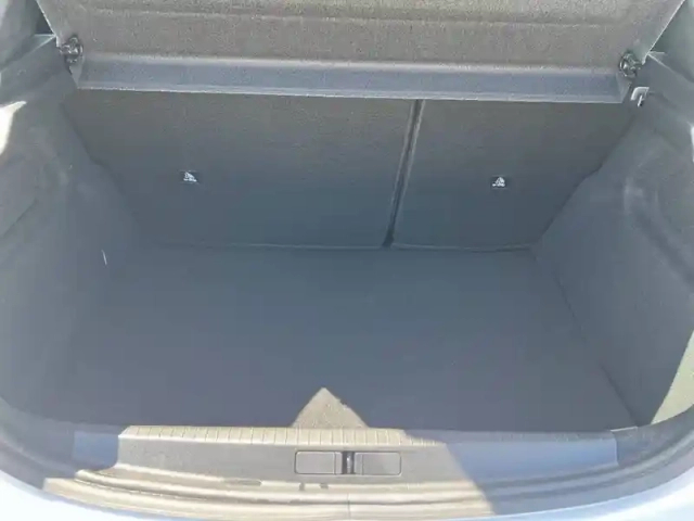 Peugeot 208 puretech 100 s&amp;s bvm6 — photo 6