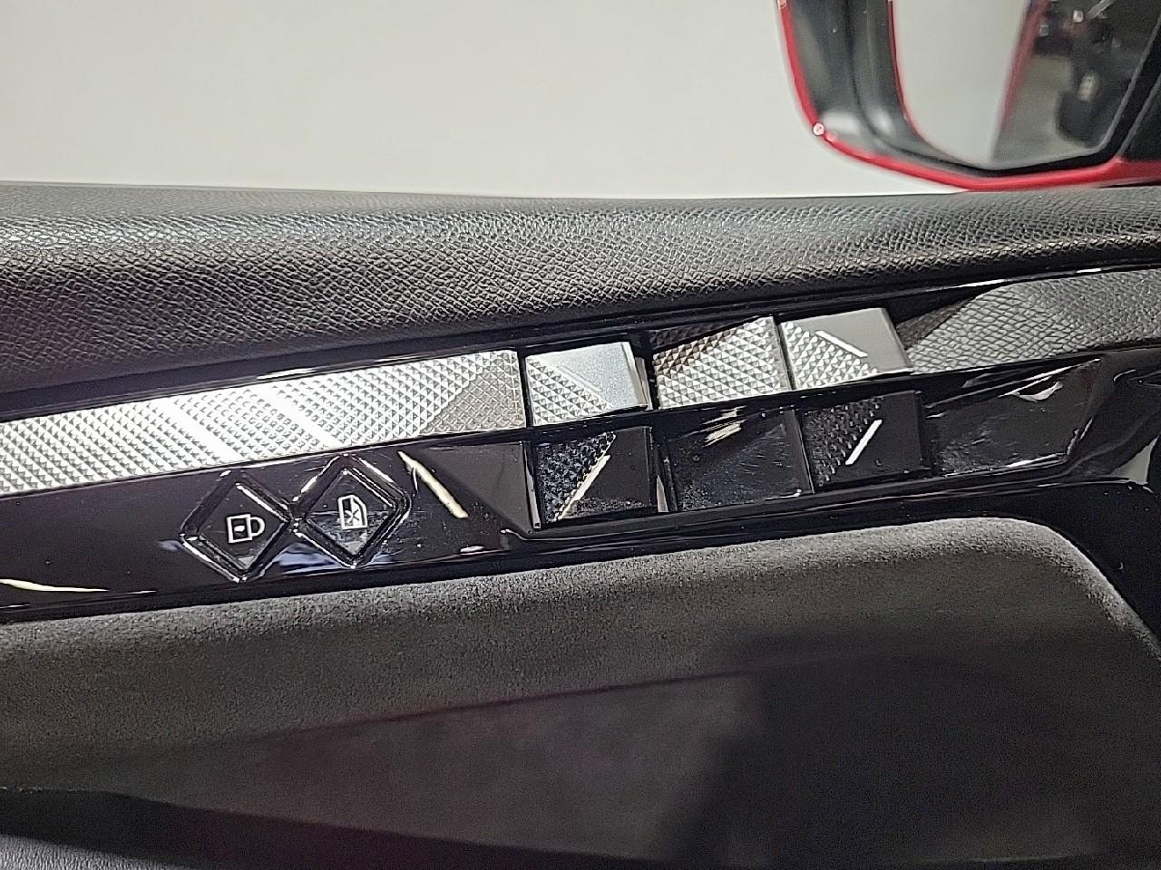 Ds Ds 4 bluehdi 130 eat8 performance line+ — photo 23
