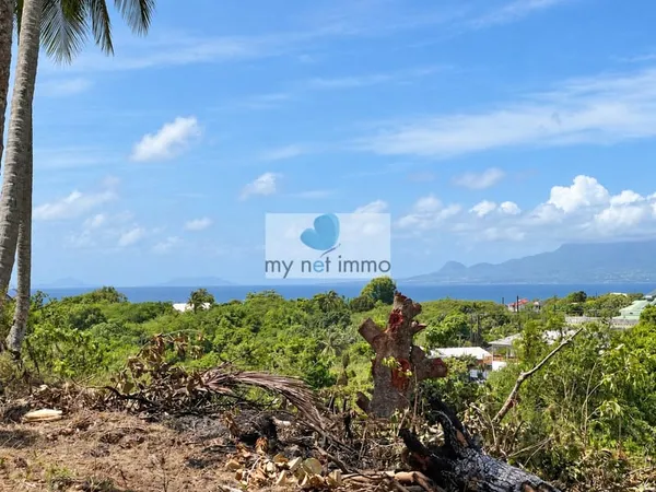 Terrain de 1059m2 vue mer secteur Pliane