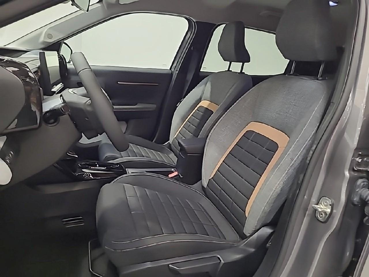 Citroën C3 Aircross hybride 145 ch aut plus — photo 10