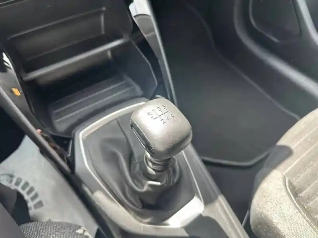 Peugeot 208 puretech 100 s&amp;s bvm6 — photo 38