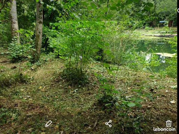 Terrain de Loisirs/Coup de Pêche Chasseneuil du Poitou
