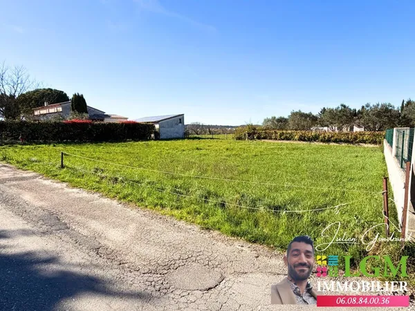 GAJAN - Terrain constructible de 815 m² dans un environnement calme et recherché