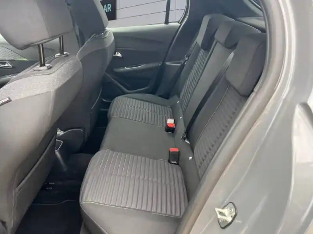 Peugeot 208 puretech 100 s&amp;s bvm6 — photo 11