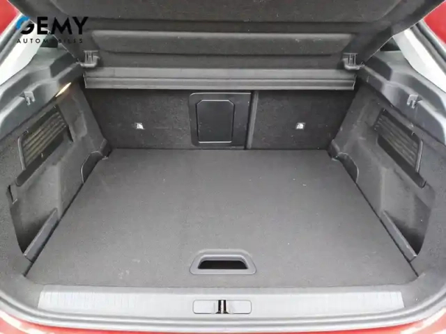 Citroën C4 puretech 130 eat8 — photo 6