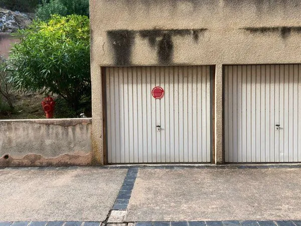 Garage fermé Saint Antoine