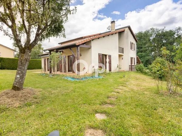 Maison 7 pièces 205 m²