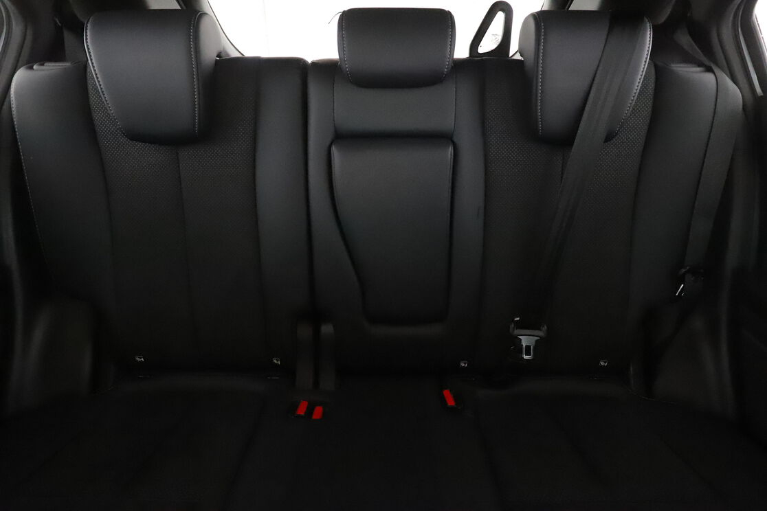 Mitsubishi Eclipse Cross 2.4 MIVEC PHEV Twin Motor Intense 4WD — photo 14