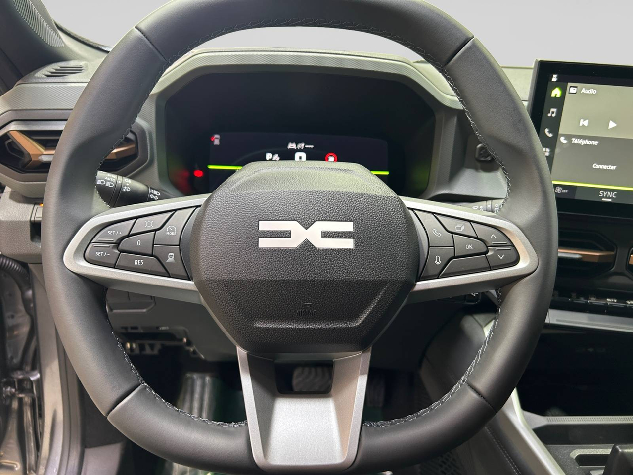 Dacia Bigster — photo 13