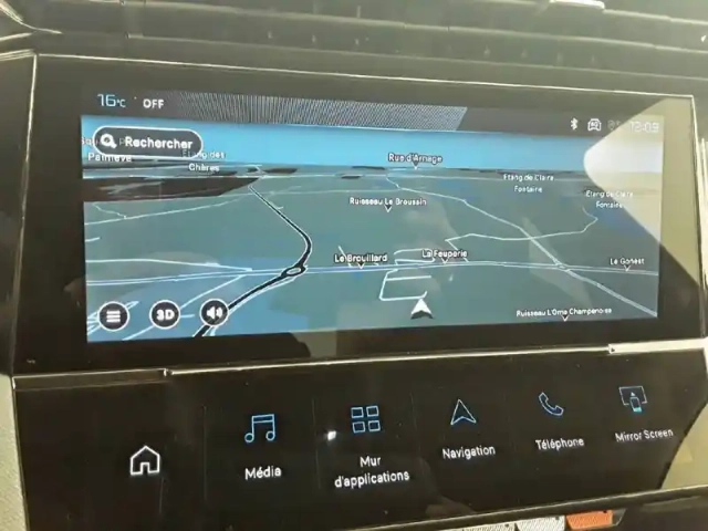 Peugeot 308 hybrid 145 e-dcs6 — photo 38