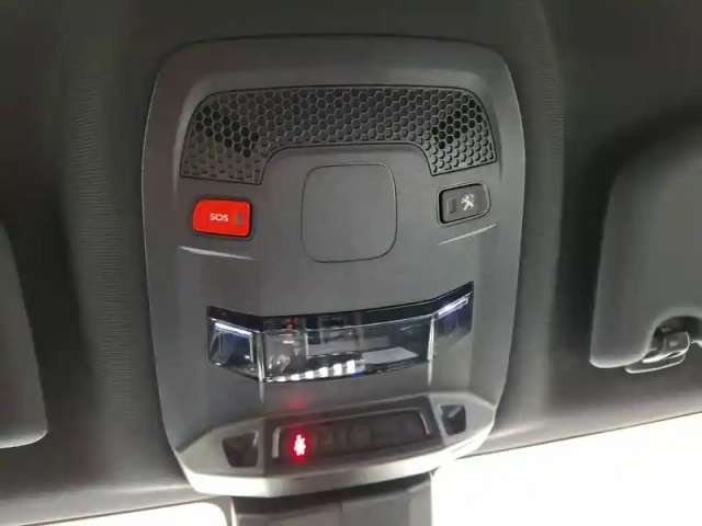 Peugeot 508 sw hybrid 225 e-eat8 — photo 30