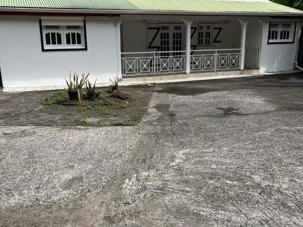 Loue villa F4