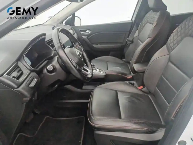 Renault Captur e-tech plug-in 160 — photo 9