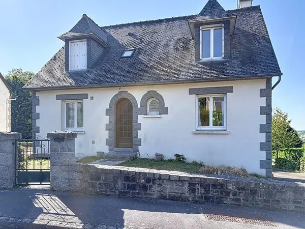 Maison Bazouges La Pérouse- 6 pièces 112m²