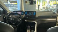 Peugeot 3008 HYBRID 225ch Allure Pack e-EAT8 — photo 11