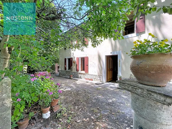 A vendre, Maison familiale à rénover de 170m², jardin 1 596m², garage, dépendances sur la commune de